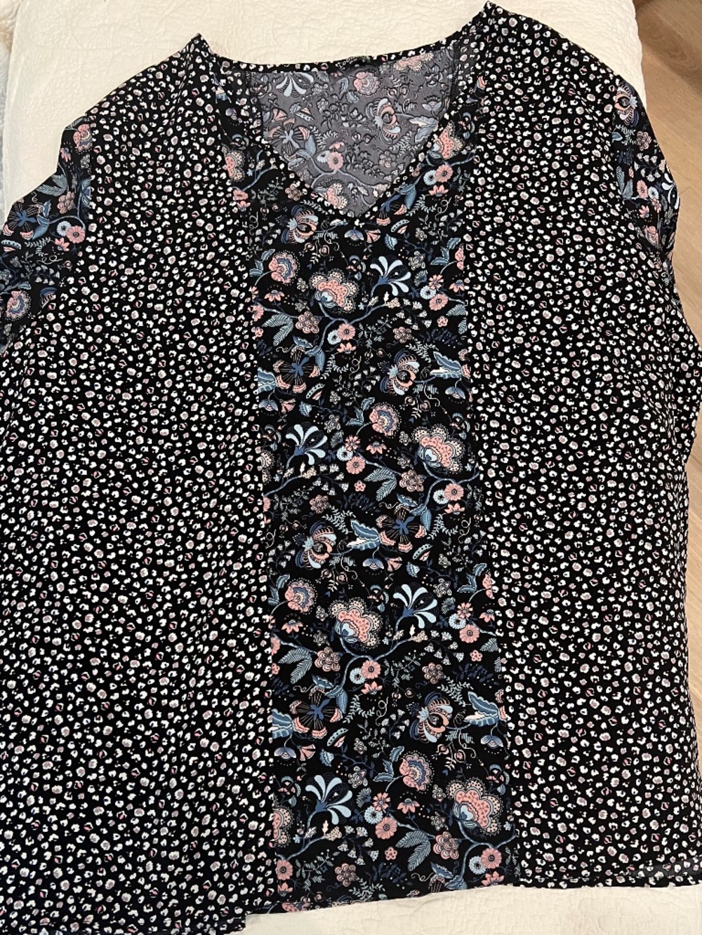 BloomChic Blouse Size 26